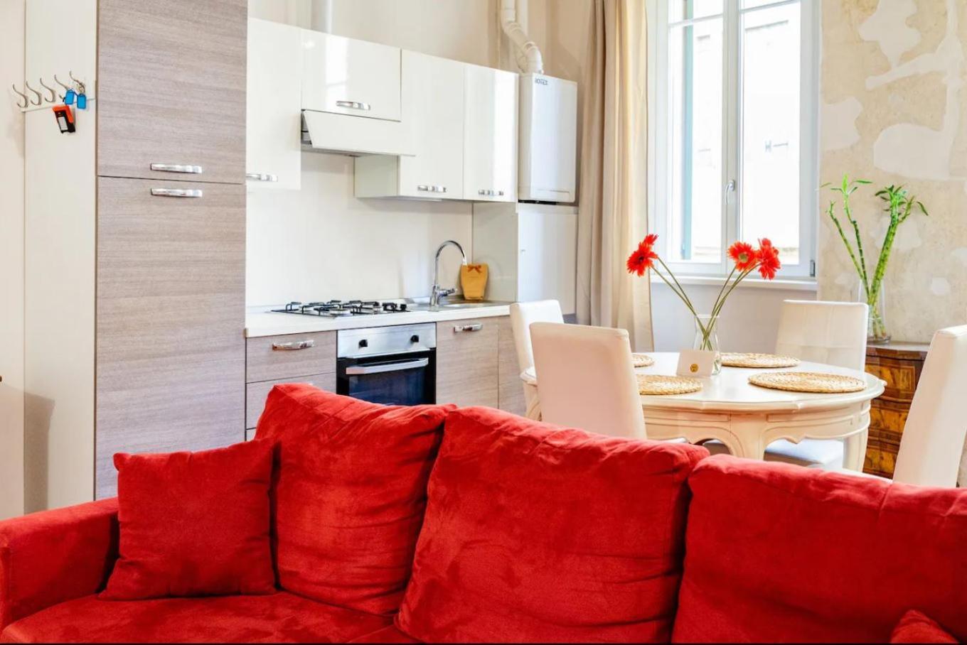 Magnolia Home - Piazza Delle Erbe Verona Buitenkant foto