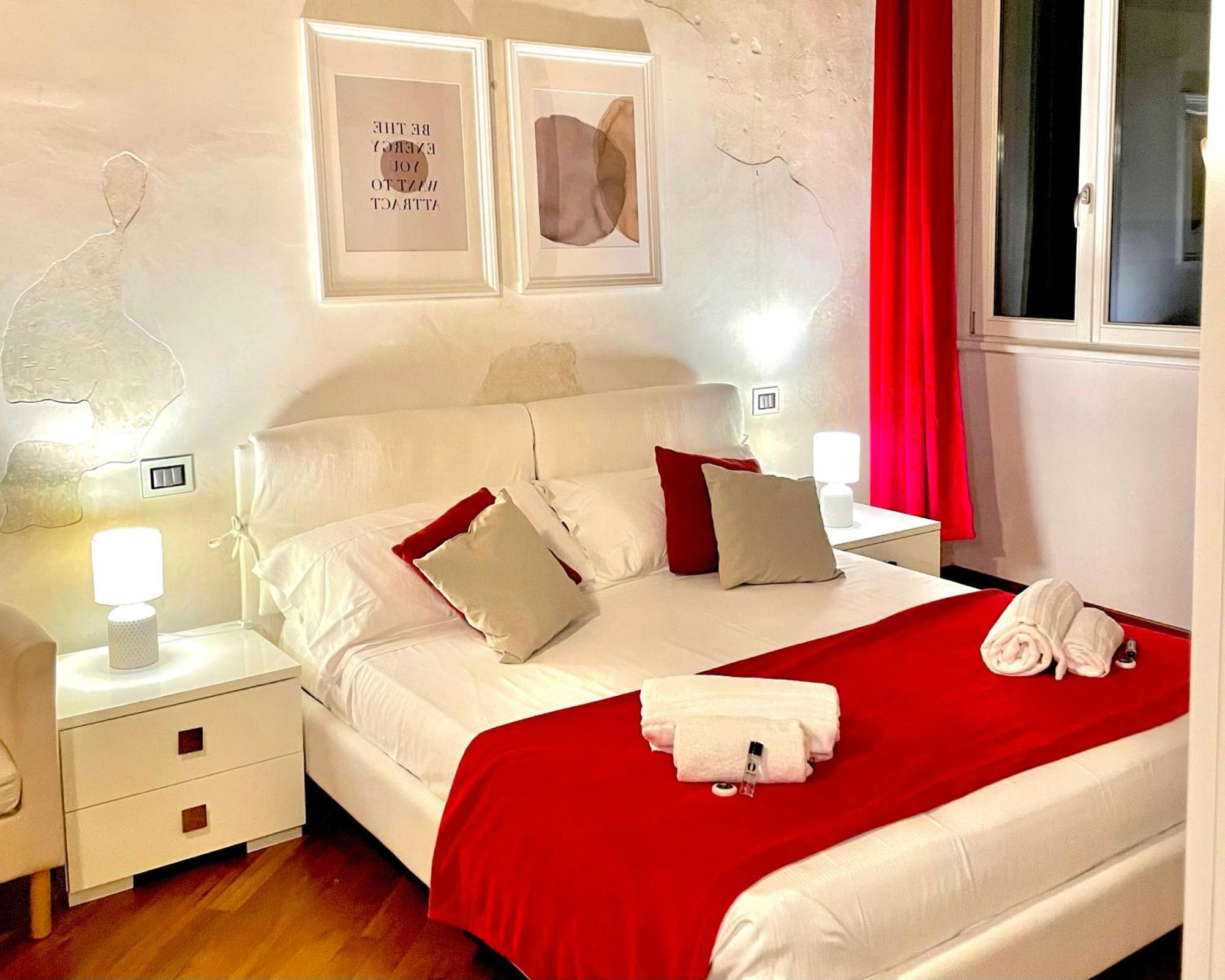 Magnolia Home - Piazza Delle Erbe Verona Buitenkant foto
